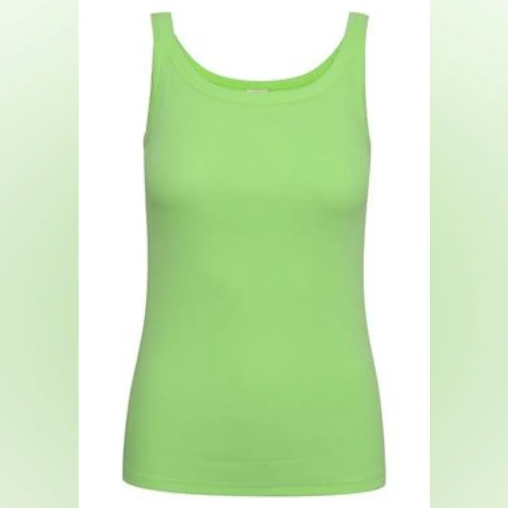 Nwt KAFFE KACARNA POISON GREEN RIBBED TANK TOP - Picture 2 of 6